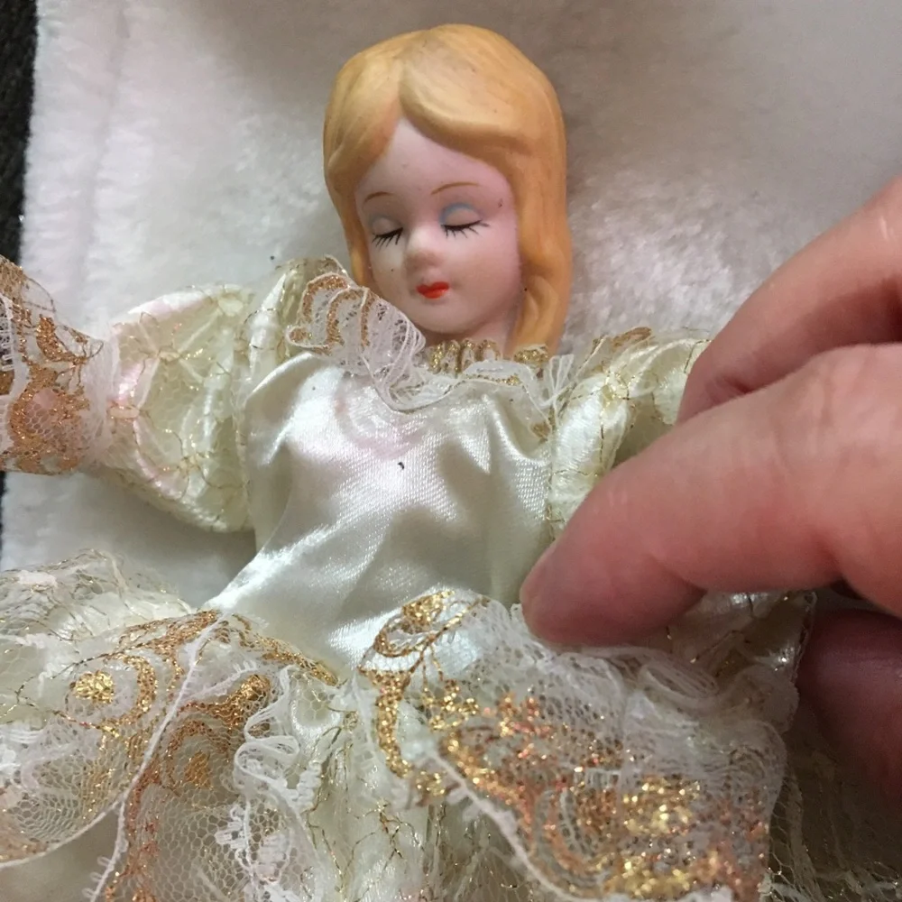 Elegant Porcelain Doll in Cream and Gold Dress - Picture 3 of 5